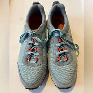 Columbia blue orange Trail Running shoe, size 8.5